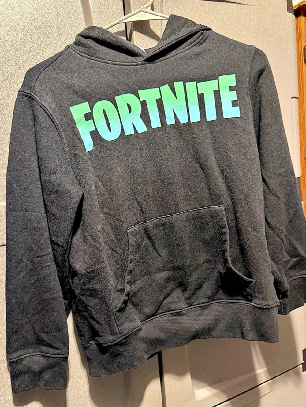 Fortnite Black Gradient Logo Hoodie Girls Large Black & Green